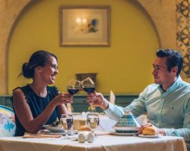 Couple au restaurant du Club FTI Iberostar Averroes